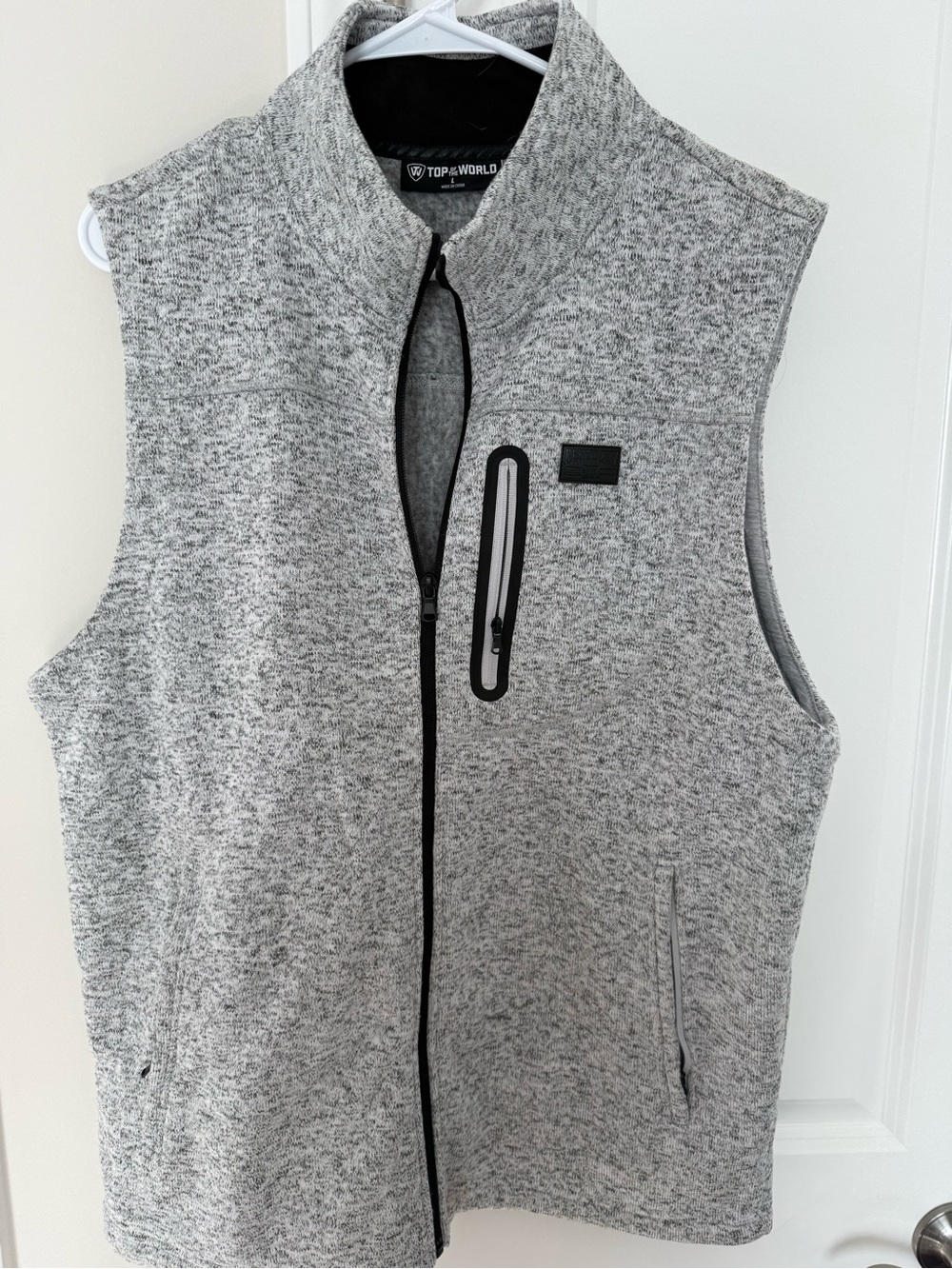 University of Kentucky Top of the World Men’s Light Gray Heather Softshell Vest